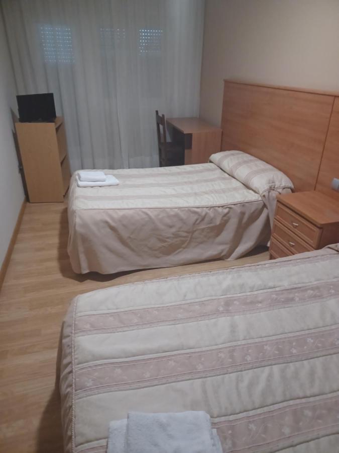 Hotel 2 De Mayo 2 Шинсо-де-Лімія Екстер'єр фото
