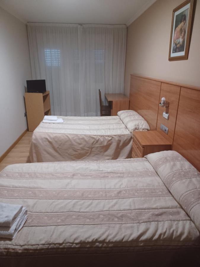 Hotel 2 De Mayo 2 Шинсо-де-Лімія Екстер'єр фото